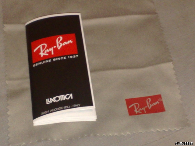 人生中的第一支太陽眼鏡 RAY-BAN