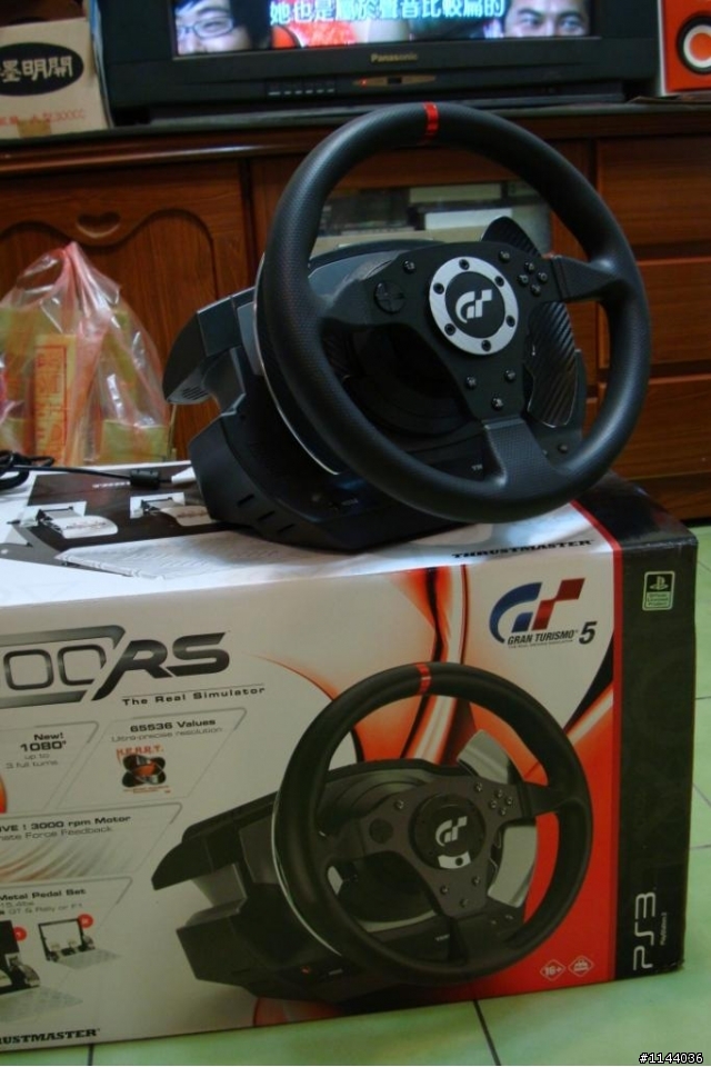 Thrustmaster T500RS "開"箱......