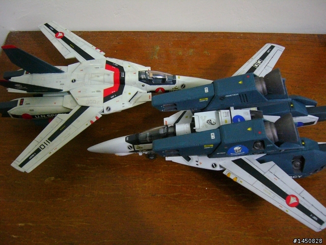<Macross> VF-1 超級女武神 重裝Super pack