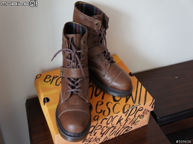 Dr.Martens TRIUMPH1460 馬汀大夫-勝利八孔靴之等很久的開箱