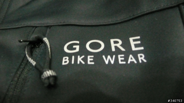 【分享】Gore Bike Wear 防風外套開箱