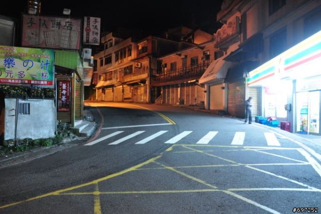 1000412寂靜的九份