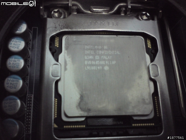 今天請哥哥學長檢查一下...也買到ES版CPU(孚揚電腦).更新版本