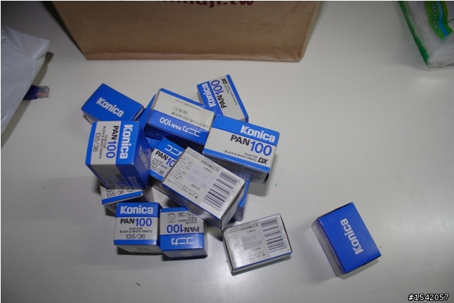 相隔10年的開箱!!堂姐的"無料"割愛!! MINOLTA DYNAX 3L底片單眼開箱!!
