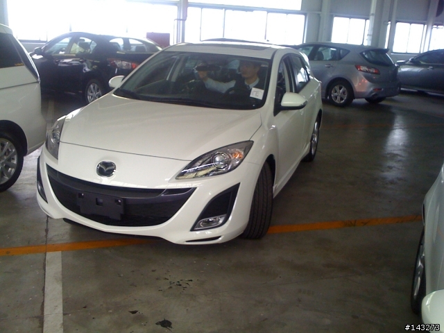 NEW mazda3 5D進化不專業開箱(圖多)