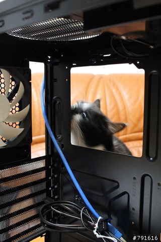 女王外宿用2號機有家住了....NZXT H2 靜音嗎?