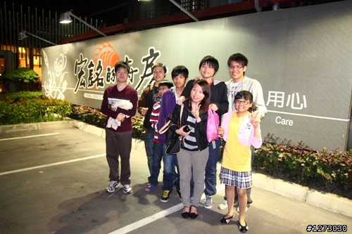 夜間拍照輸EX1
