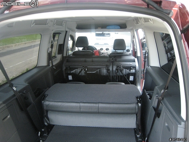 來自波蘭的VW CADDY GP 2011 -開箱
