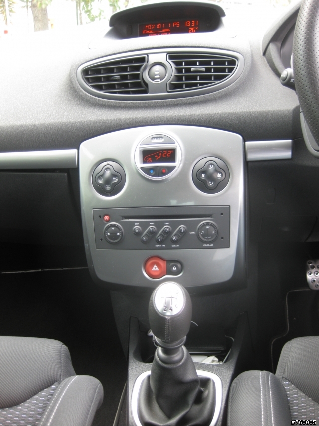 Renault Clio Sports F1 R27 開箱文