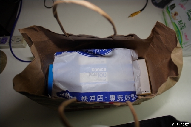 相隔10年的開箱!!堂姐的"無料"割愛!! MINOLTA DYNAX 3L底片單眼開箱!!