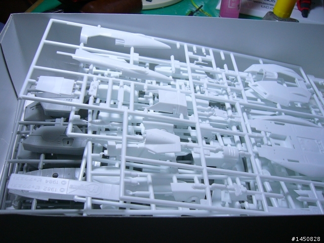 <Macross> VF-1 超級女武神 重裝Super pack