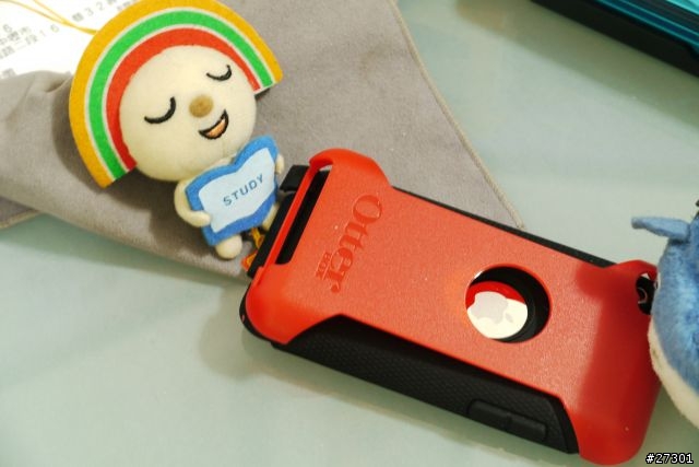 地上最強 Otterbox for iPod touch 4G 外硬內軟 Open將開箱文