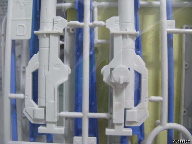 模魂真悟Hi-ν Gundoom 1/144開盒