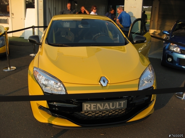 Renault Clio Sports F1 R27 開箱文