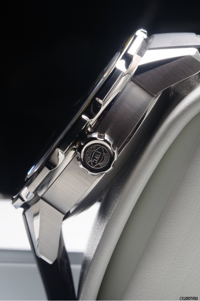 拆給你看/還是被它打敗了 IWC Aquatimer 2000 入手貼圖(新增實戴及快拆錶帶拆解)
