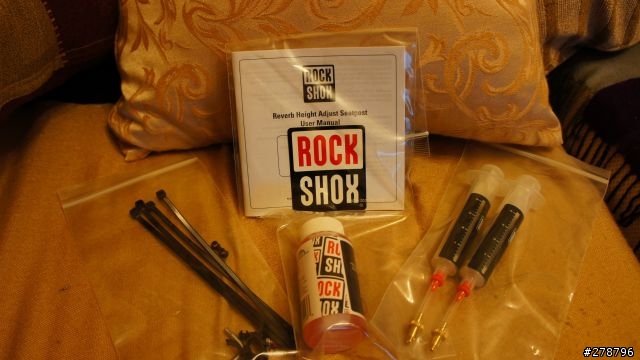 RockShox Reverb 伸縮座管不專業開箱文