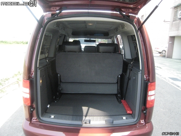 來自波蘭的VW CADDY GP 2011 -開箱