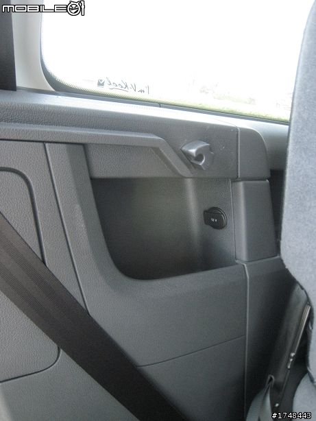 來自波蘭的VW CADDY GP 2011 -開箱