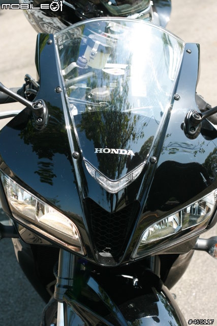 HONDA CBR600RR 正2011年式開箱