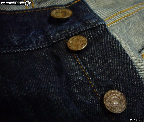 再一次買了LVC之史上最窄LVC打雷閃電褲分享文