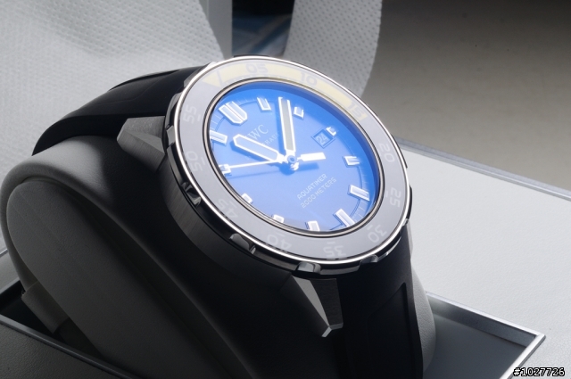 拆給你看/還是被它打敗了 IWC Aquatimer 2000 入手貼圖(新增實戴及快拆錶帶拆解)