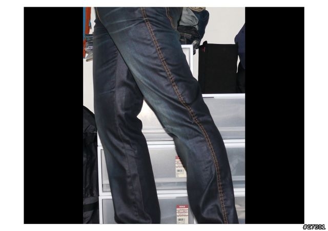 「新增實穿」德國極速快遞 之 我的第一條 Nudie Jeans Slim Jim Glacier Indigo 開袋文