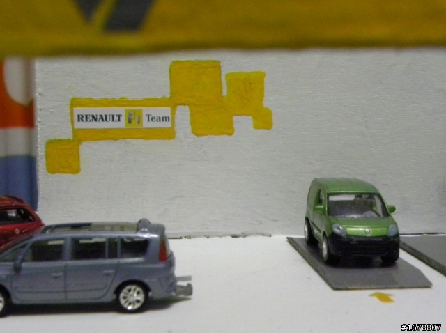 兒子的生日禮物 Renault Garage