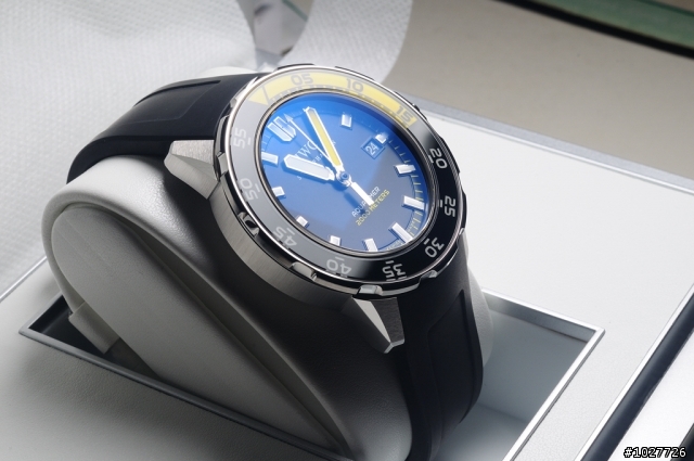 拆給你看/還是被它打敗了 IWC Aquatimer 2000 入手貼圖(新增實戴及快拆錶帶拆解)