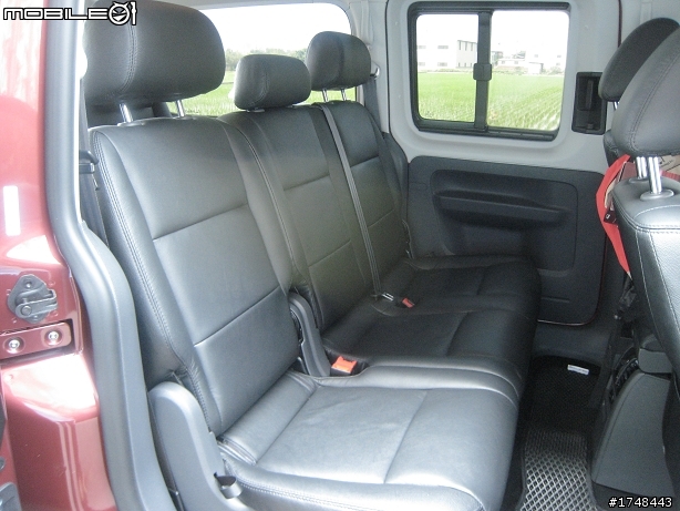 來自波蘭的VW CADDY GP 2011 -開箱