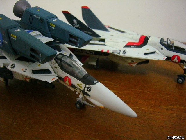 <Macross> VF-1 超級女武神 重裝Super pack