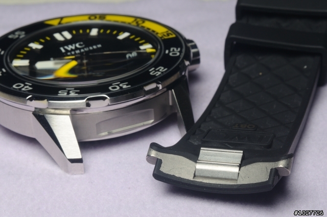 拆給你看/還是被它打敗了 IWC Aquatimer 2000 入手貼圖(新增實戴及快拆錶帶拆解)