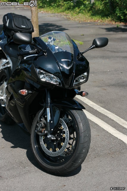 HONDA CBR600RR 正2011年式開箱