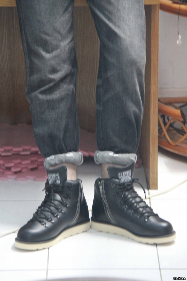 【開箱】COMPASS 09~10A/W Leather Serra Boot(內涵小弟不才著用圖)
