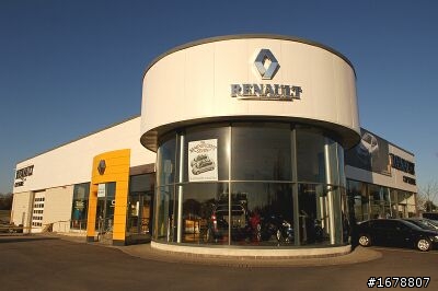 兒子的生日禮物 Renault Garage