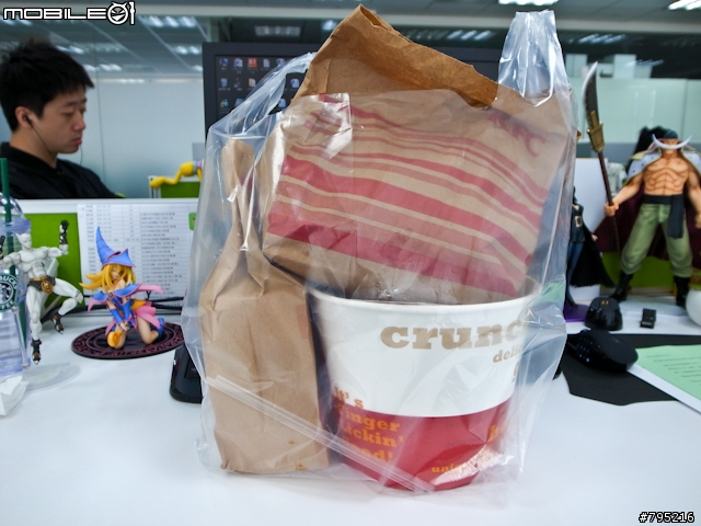 大吃一驚!小惡魔天外飛來的午餐