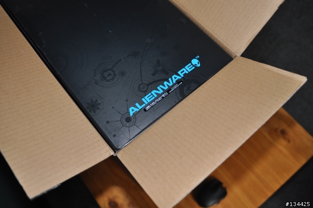{純} 開箱 美版 Alienware M17x R3
