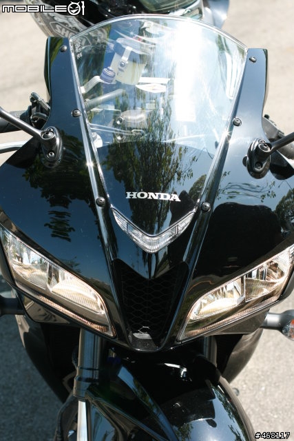 HONDA CBR600RR 正2011年式開箱