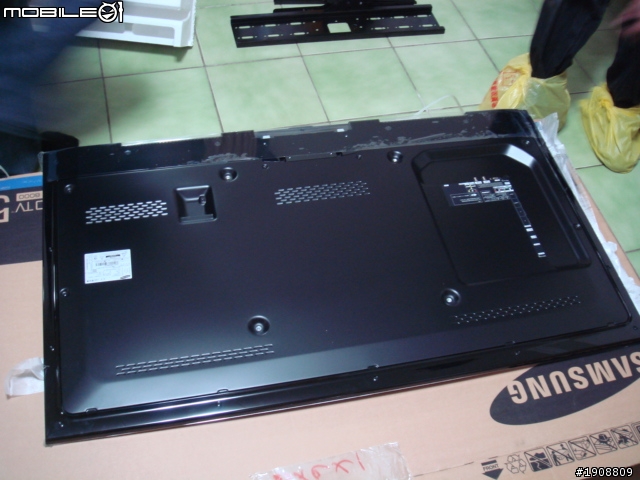 Samsung D8000開箱!