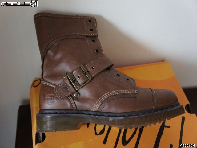 Dr.Martens TRIUMPH1460 馬汀大夫-勝利八孔靴之等很久的開箱