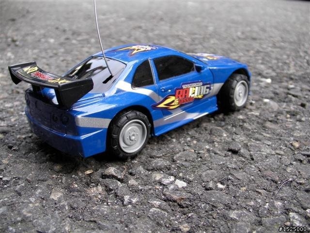 1:24 便宜甩尾遙控車購買建議