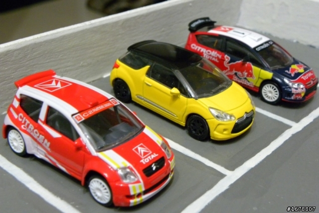 兒子的生日禮物 Renault Garage