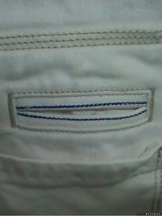 我的第一條超級名牌褲Fendi jeans