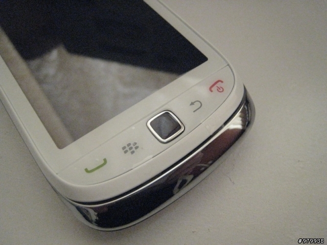 遲來的母親節禮物 BlackBerry 9800