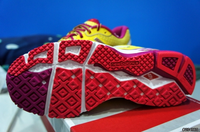【分享】我也來紐一下之New Balance 890、574 (圖多慎入)