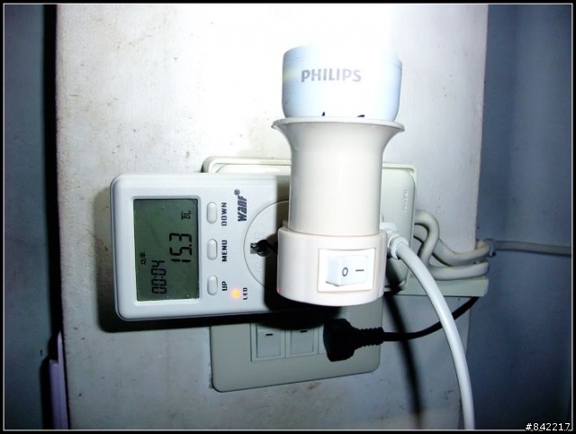 {開箱分享}PHILIPS飛利浦 LED燈泡