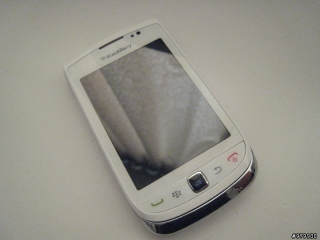遲來的母親節禮物 BlackBerry 9800