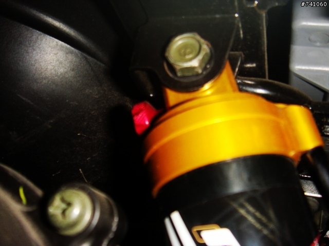 Cuxi 改裝 RacingBros Bazooka 1.0氣壓潭簧後避震器 --- 消費心得分享