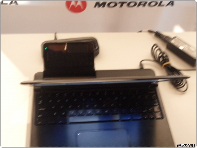 MOTOROLA ATRIX及XOOM體驗改變生活態度