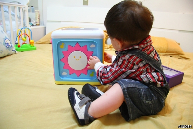 【開箱】寶寶的第一雙學步鞋-- Pediped 學步鞋 (圖多)