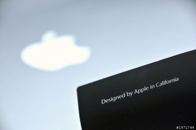 『 開箱 』 MacBook Pro 17" (2011款) 圖多